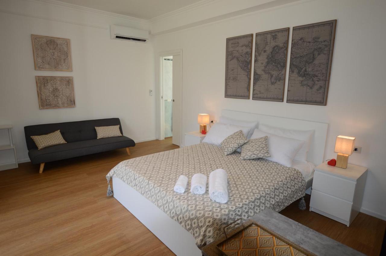 Casa Blanca B&B Latina Buitenkant foto