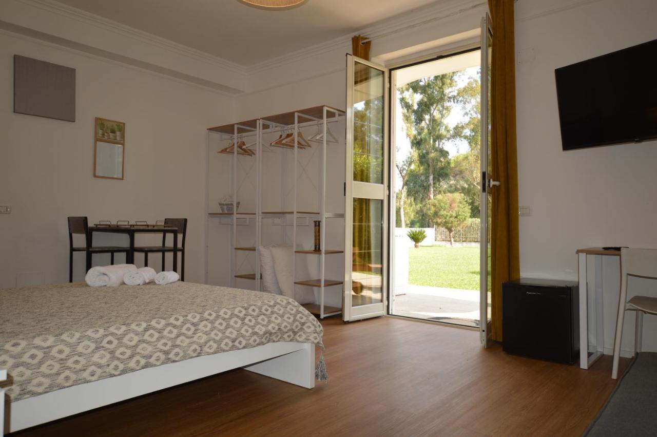Casa Blanca B&B Latina Buitenkant foto